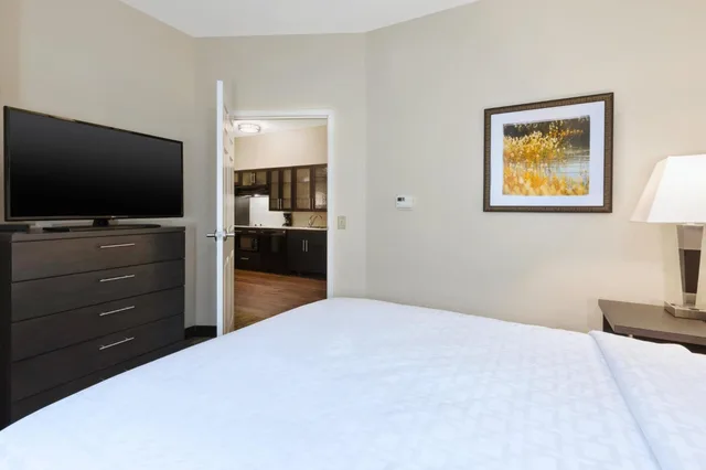 جناح بغرفة نوم واحدة لذوي الإعاقة، Candlewood Suites Morgantown Univ West Virginia 5/7