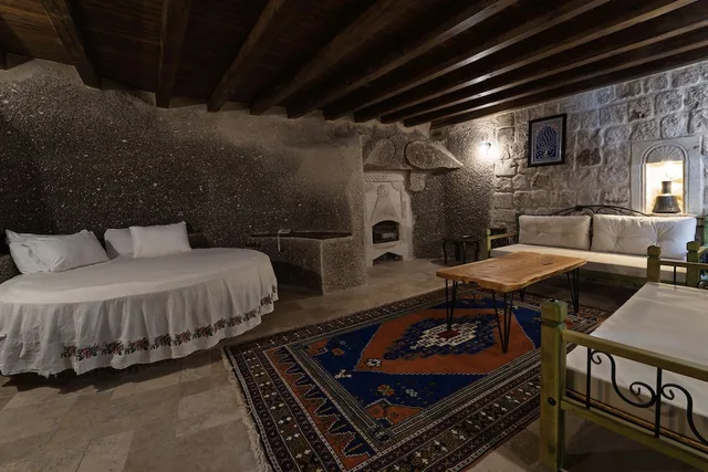 Cave, Suite, Quadruple, Queen and Twin Beds، Grand Cave Suites 2/9