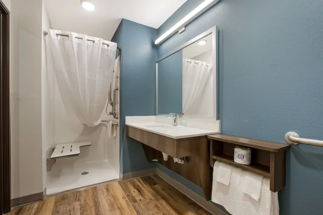 جناح بسرير كوين لذوي الإعاقة، WoodSpring Suites Augusta Fort Eisenhower 5/6