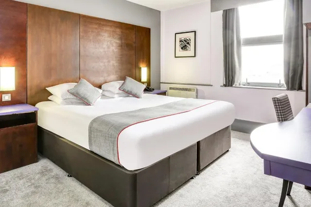 غرفة بسرير كينج، Sheffield Metropolitan Hotel by Belvilla 1/3