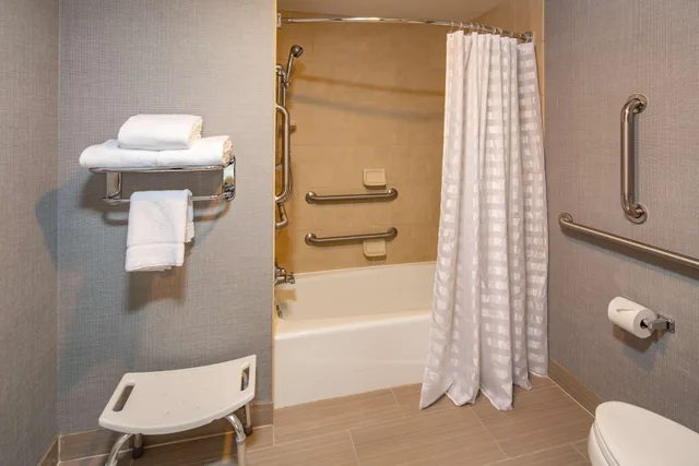 Room, 2 Queen Beds, Hyatt Place Madison Downtown 6/6