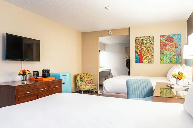 Interior, Courtyard, Superior, 2 Queen Beds، Old Stone Inn Boutique Hotel 1/10