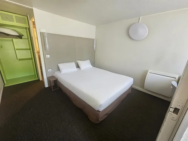 غرفة قياسية بسرير مزدوج، CAMPANILE VILLENEUVE SUR LOT - PUJOLS 8/10