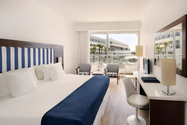 Room, Grecian Sands Hotel 1/1