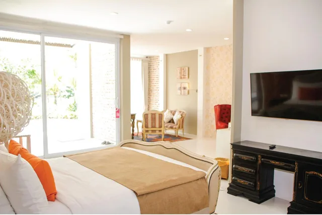 Suite, Double Bed, Beach Side, Pool Access، Summer Luxury Beach Resort and Spa 2/10