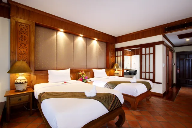 Deluxe Garden Room, The Hotspring Beach Resort and Spa 4/8