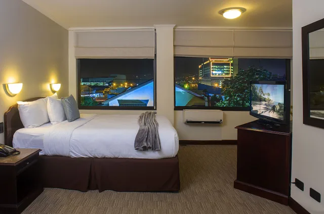 Room, Queen Bed, Accessible, Parque Del Lago Hotel 2/9