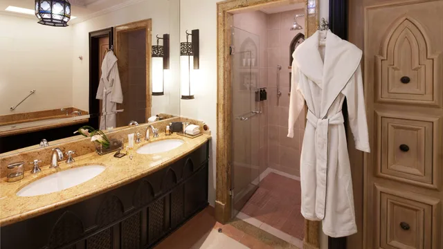 Arabian Deluxe Package Rate، Jumeirah Mina Al Salam Dubai 2/2