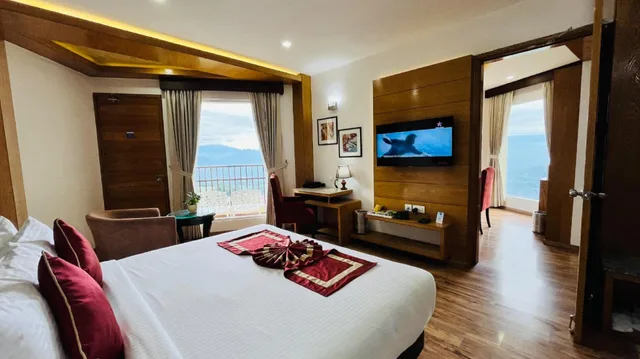 Suite, Balcony, JK Clarks Exotica 1/2