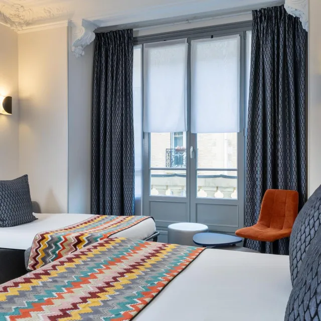 غرفة ثلاثية بسرير كينج، Hotel Palym 1/7