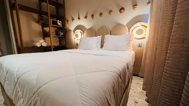 غرفة فاخرة بسرير كوين بإطلالة على البحر بشرفة، Janga Boutique Hotel 4/7