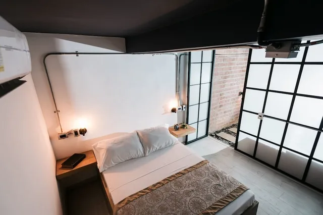 Apartment, Double Bed, Hot Tub, Soy Local Housetel 1/4