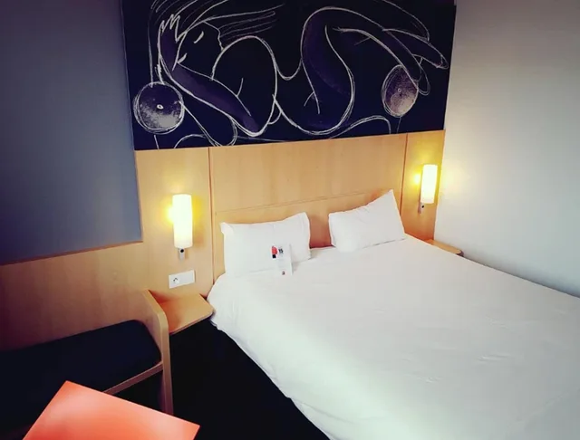 Standard, Double Bed, Sofa, Ibis Clermont Ferrand Nord Riom 5/7
