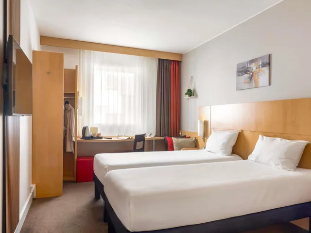 غرفة قياسية مفردة، ibis Lugano Paradiso 3/12