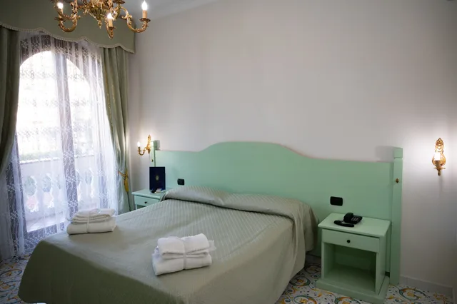 غرفة قياسية بسرير مزدوج، Villa Le Zagare Relais & SPA 10/10