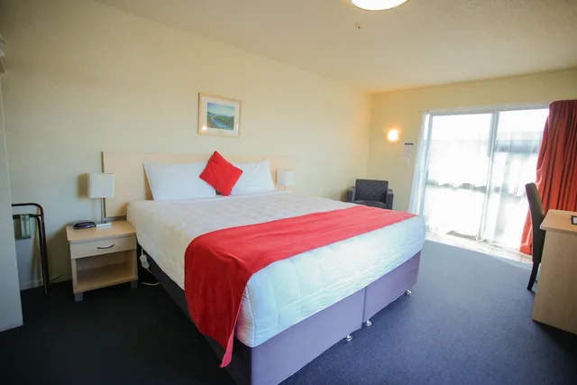 غرفة كلاسيكية بسرير كينج بمطبخ صغير، Abbots Hamilton - Hotel And Conference Centre 3/5