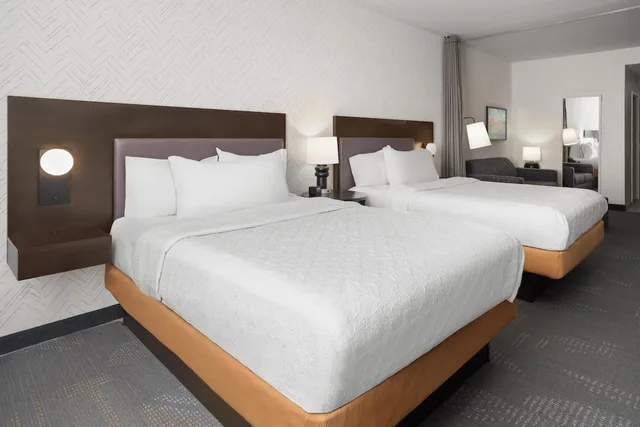 استوديو بسريرين كوين، Home2 Suites By Hilton Meridian 1/7