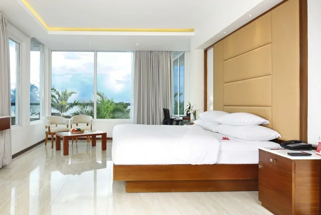 Presidential, Suite, King Bed, Ramada Resort by Wyndham Kochi 1/5