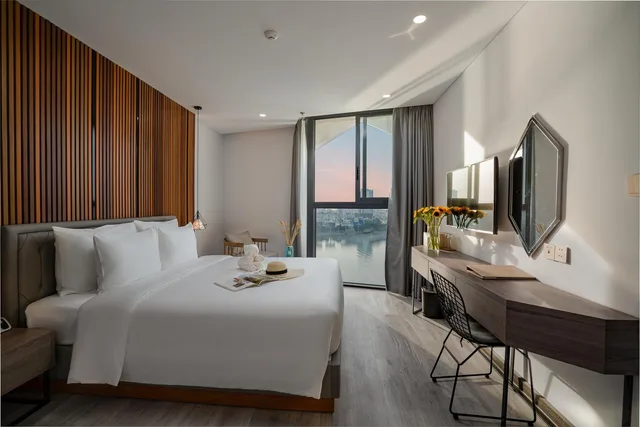 2 Bedrooms, Apartment, River View, HAIAN Riverfront Hotel 1/2