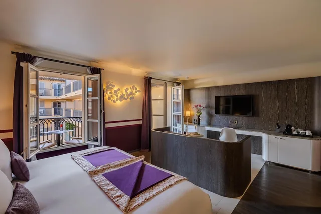 جناح جونيور بسرير كينج بشرفة، Paris Saint Tropez 6/10