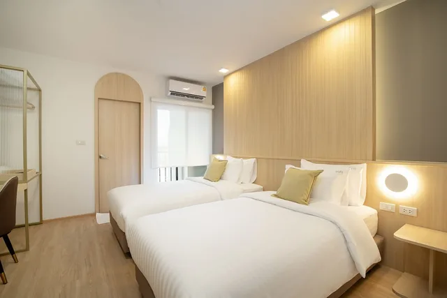 غرفة سوبيريور بسريرين منفصلين بشرفة، Diya Hotel Bangkok 4/6