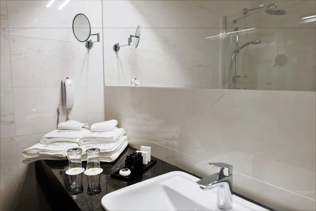 غرفة سوبيريور بسرير كينج، Royal Hotel and Spa 4/4