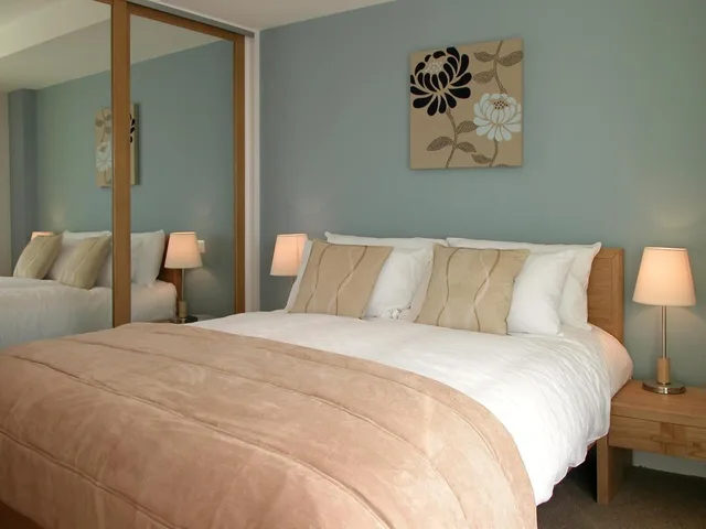 شقة بشرفة، Liberty Wharf Apartments 2/6