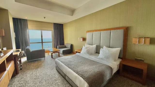 غرفة بسرير مزدوج بإطلالة على البحر، The Green Park Pendik Hotel and Convention Center 1/10