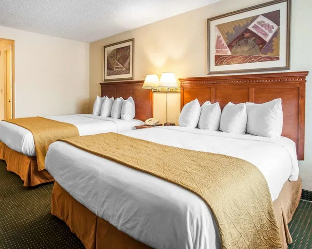 غرفة بسريرين كوين لذوي الإعاقة، Quality Inn SeaTac Airport Seattle 2/5