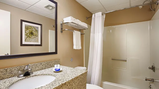 غرفة بسريرين كوين، Best Western Plus Steeplegate Inn 6/6