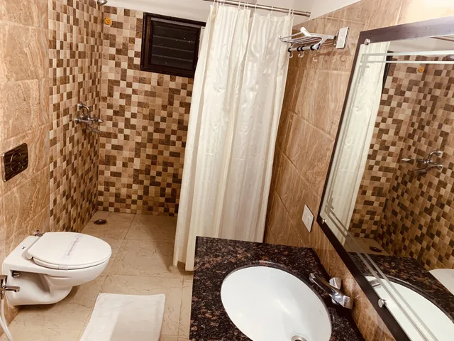 غرفة تنفيذية بسريرين منفصلين، The Loft Hotel 3/3