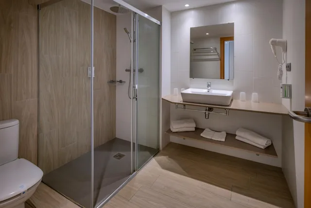 Junior Suite, Balcony or Terrace، 4R Salou Park Resort II 4/4