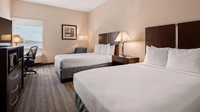 غرفة، Best Western Tampa 6/10