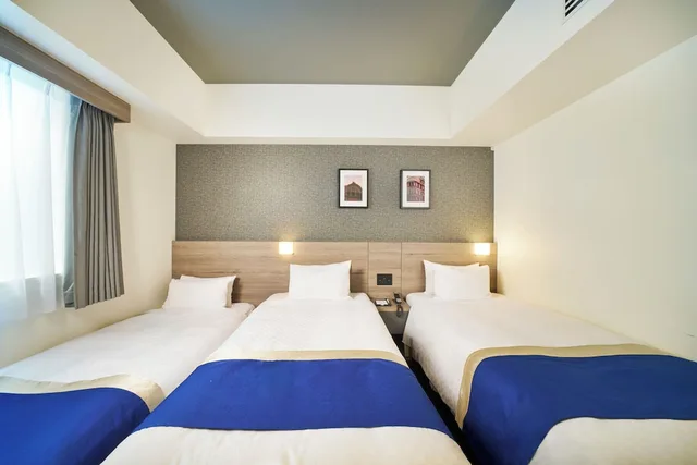 غرفة سوبيريور بسريرين منفصلين مع أريكة، Best Western Plus Hotel Fino Osaka Kitahama 1/4