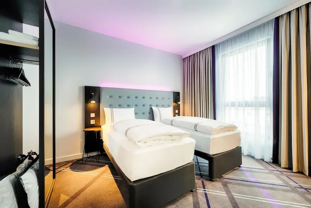 Standard, Double or Twin Bed, Premier Inn Berlin Airport 1/3