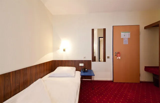غرفة اقتصادية مفردة، Hotel Leonet 1/8