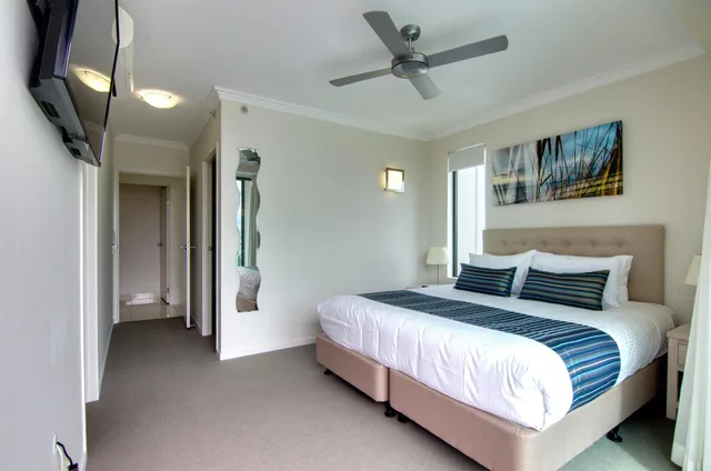 2 Bedroom Superior Ocean View Apartment - High Floor, Beach On Sixth 1/7