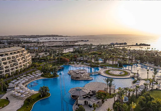 جناح عائلي بإطلالة على البحر، Steigenberger ALDAU Beach Hotel 2/2