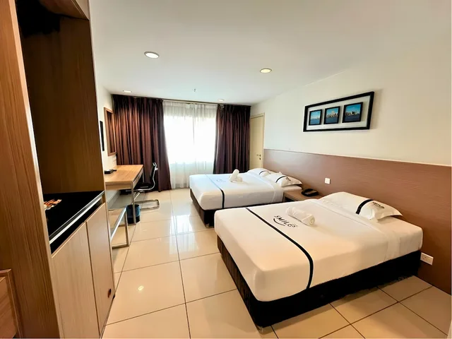 غرفة ثلاثية بسرير كينج وسرير فردي، Hotel Pudu Plaza 3/3