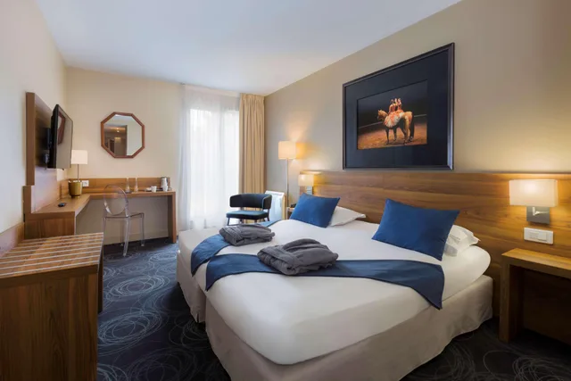 غرفة بسرير كوين، Best Western Plus Hotel Du Parc Chantilly 2/8