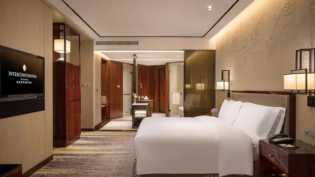 غرفة بريميوم بسرير كينج، InterContinental FUZHOU 6/8