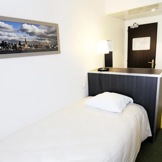 غرفة مفردة، HOTEL LE COUSTURE 7/8
