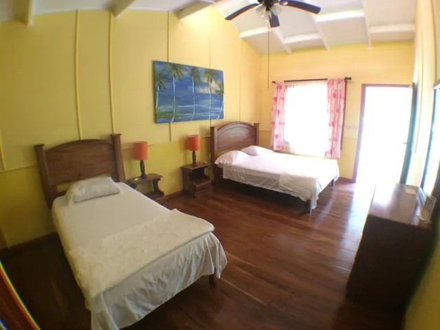 غرفة كلاسيكية بإطلالة على النهر، Caribbean Paradise Eco-Lodge 1/3