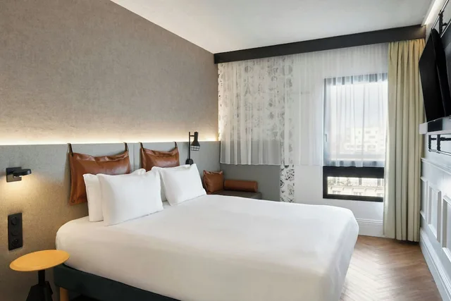 Moxy, Queen Bed، Moxy Paris La Villette 2/10