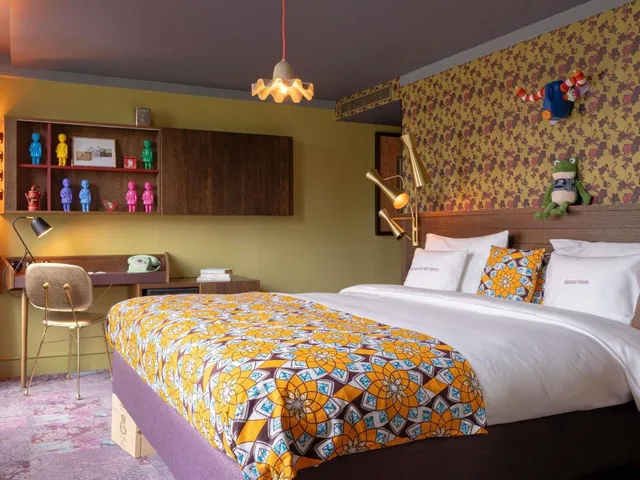 Plus, Double Bed, Large، 25hours Hotel Paris Terminus Nord 6/7