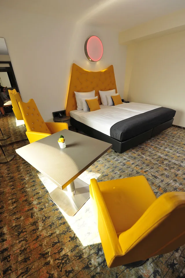 Superior, Twin Beds, Arcotel Onyx Hamburg 5/7