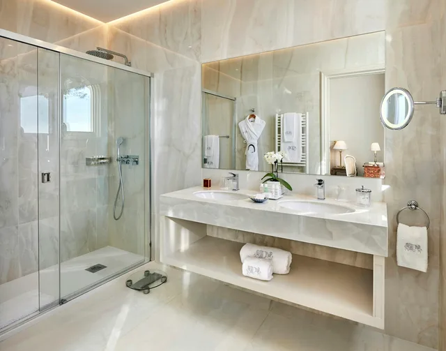غرفة كلاسيكية بإطلالة على الحديقة، La Reserve de Beaulieu 3/3
