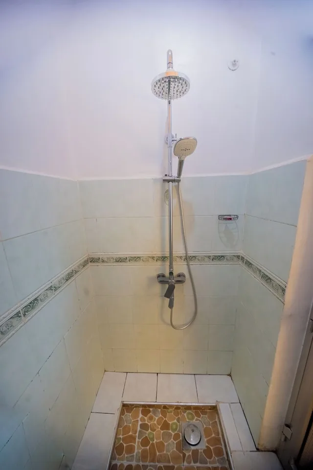 غرفة مفردة بسرير كينج، Mama Thea Homes - Hostel 2/2