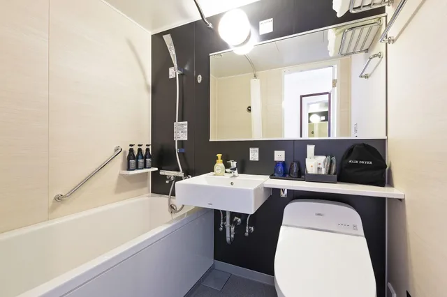 غرفة بريميير بسرير كوين، Premier Hotel CABIN PRESIDENT Osaka 2/2