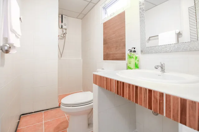غرفة قياسية بسرير مزدوج، Capital O 411 Grandview Condo 15 6/6